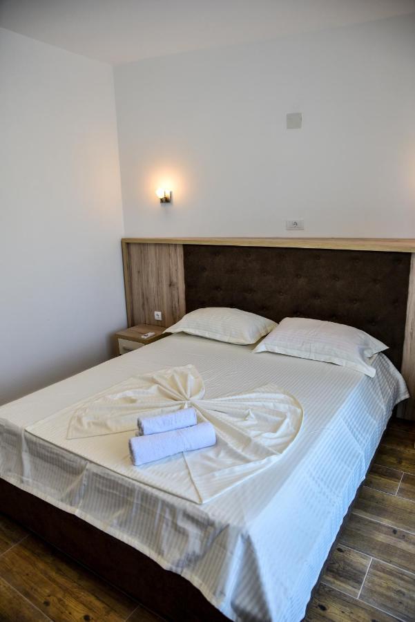 Casa Sinani Ξενοδοχείο Ούλτσιν Εξωτερικό φωτογραφία